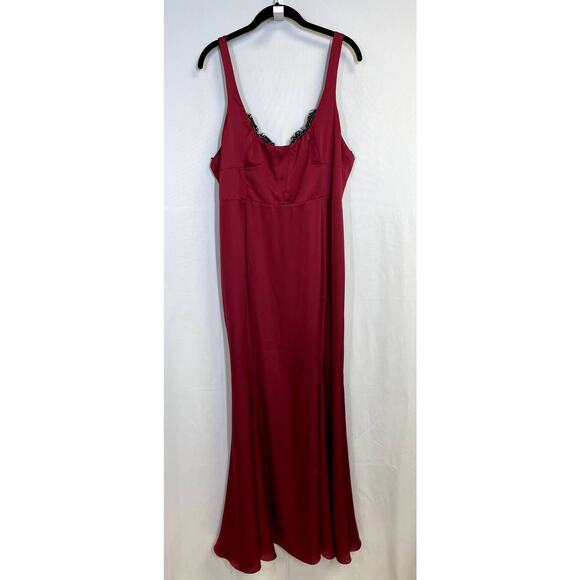 FAME AND PARTNERS Ara Satin Mermaid Gown Dress Lace Trim Burgundy Size 14 - Picture 1 of 10